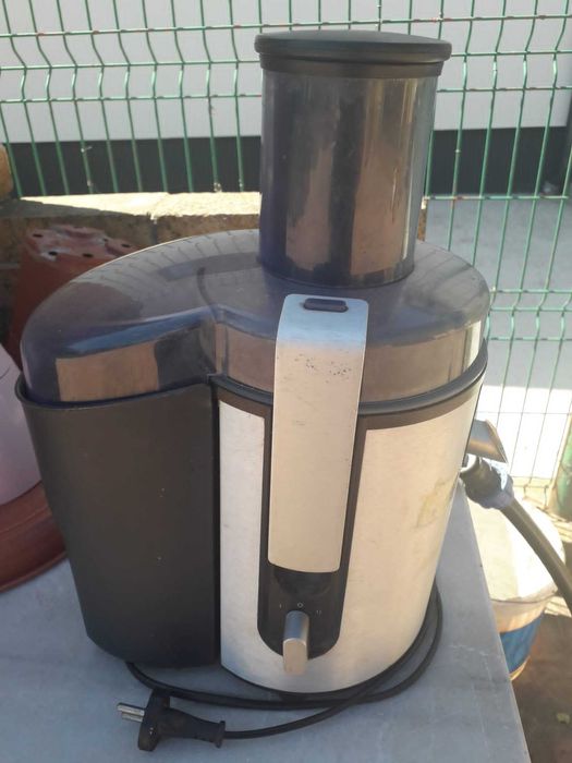 Storcator de legume fructe, Philips, 700W, nou, folosit 3 ori