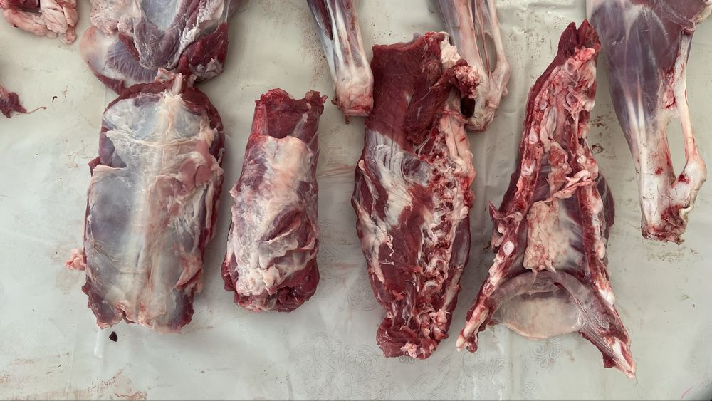 Ешкі сатылады