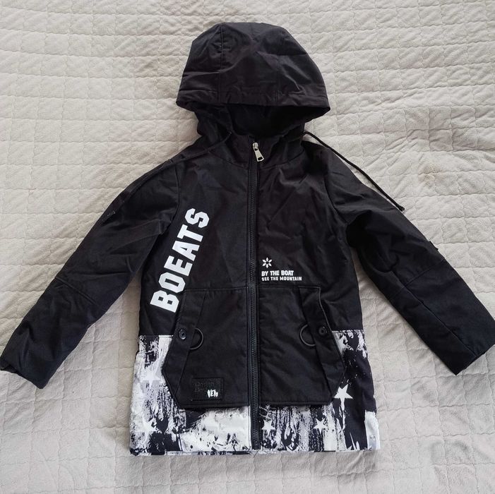 Продаю куртку на мальчика