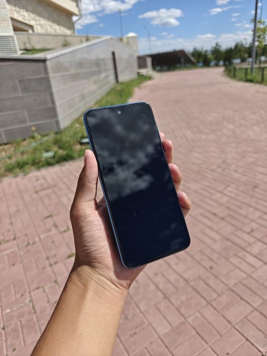 Телефон Redmi 10