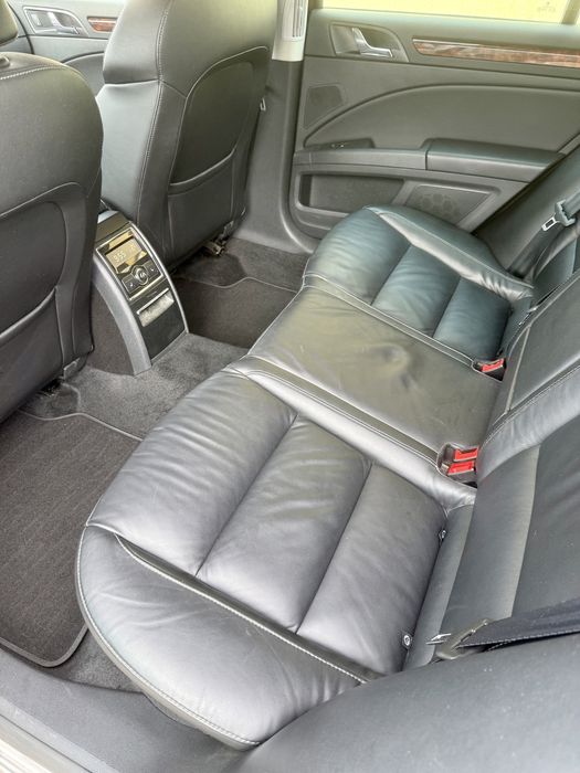 Skoda Superb 2.0TDI 140Cp Model 2011 DSG automata ,dotari foarte bune