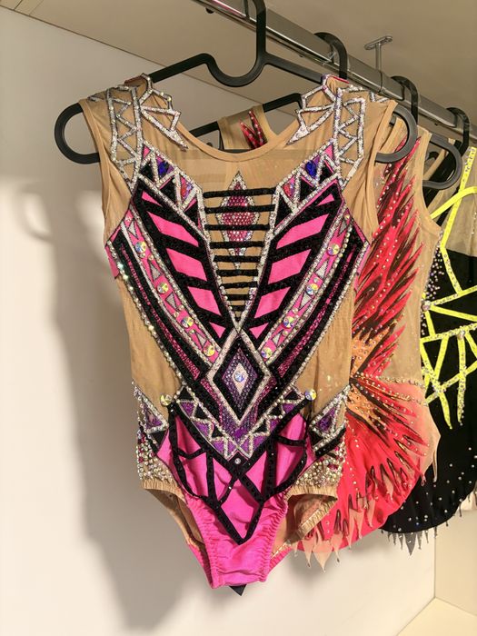 Наем трико художествена гимнастика Пловдив