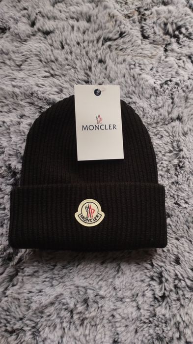 Căciulă Moncler Black