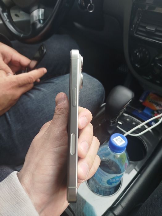 Iphone 16 pro sotilad 256 gb