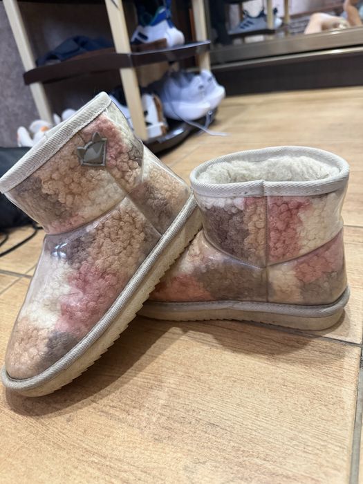 Продаи обувь для девочки