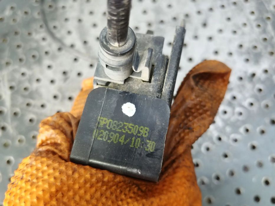 broasca capota seat altea 5p 5p0823509b