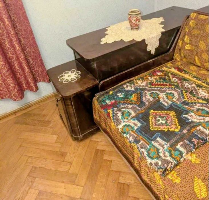 Canapea extensibila/recamier vintage+lada de zestre– stare perfecta