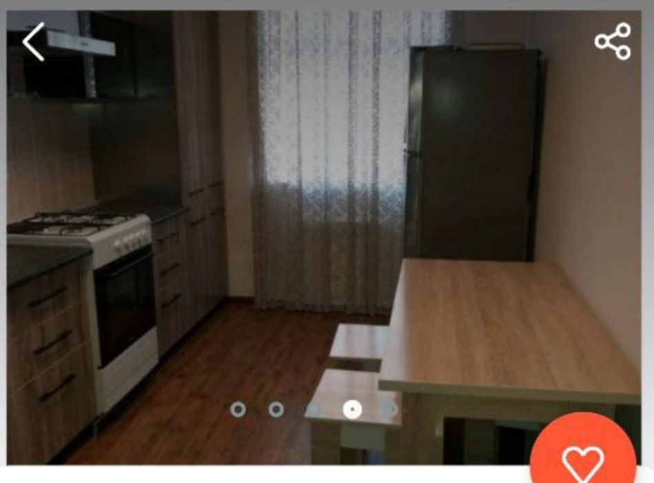 Квартира в центре города Карши 4 микрорайон 45 дом 11 квартира кирпич