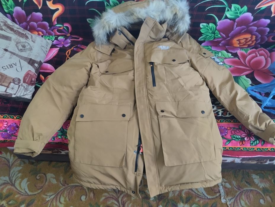 Продам зимнию куртку