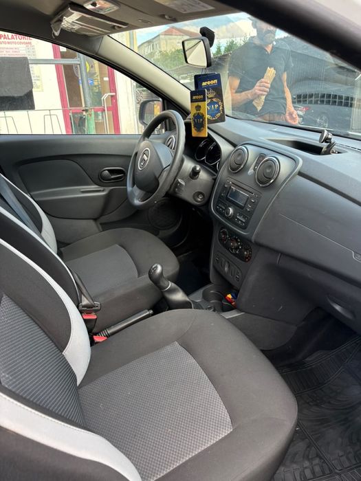 Vand Dacia Logan 1.2 Benzina