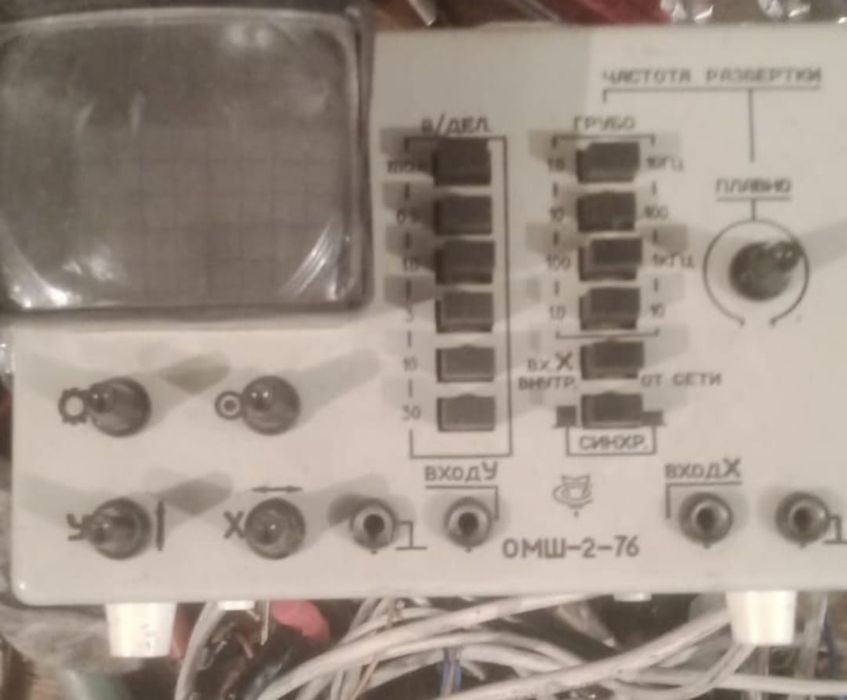 Продам осциллограф. В рабочем хорошем состоянии.