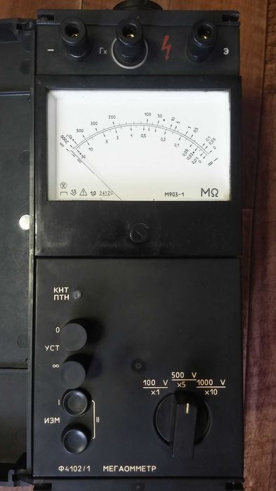 Мегаомметр Ф4102/1