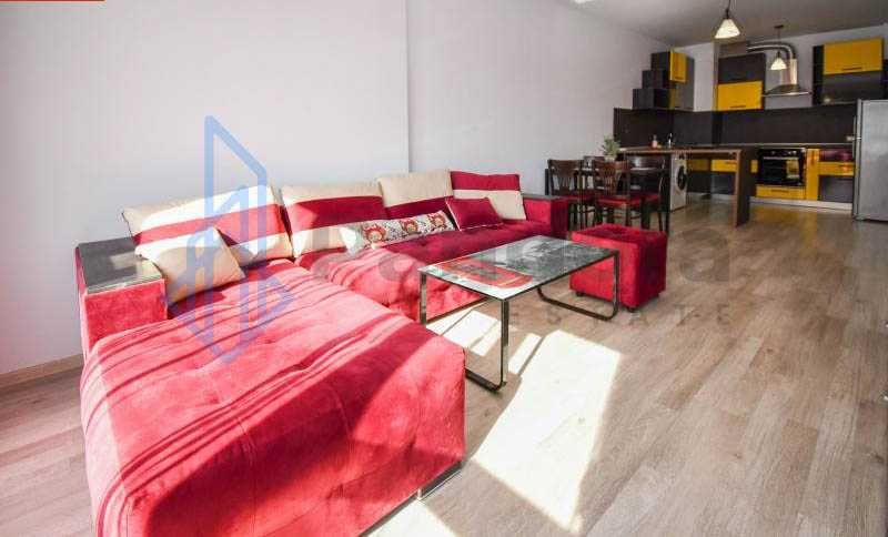 Дава се под наем Двустаен апартамент в София, Банишора - 85 кв.м за 425 € - Снимка #1