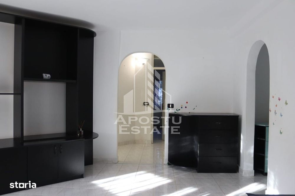 Apartament 3 camere,2 bai, Micalaca Malul Muresului