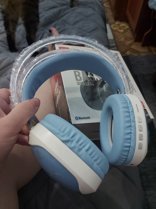 Продам новые наушники!