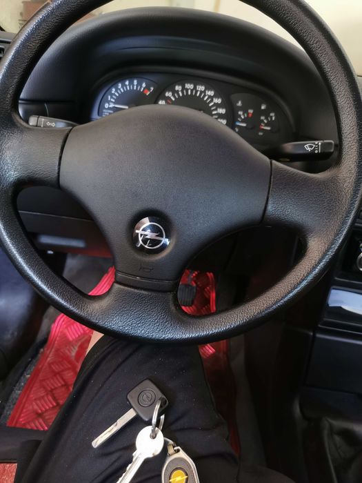 OPEL Vectra 1992 — imagine 3