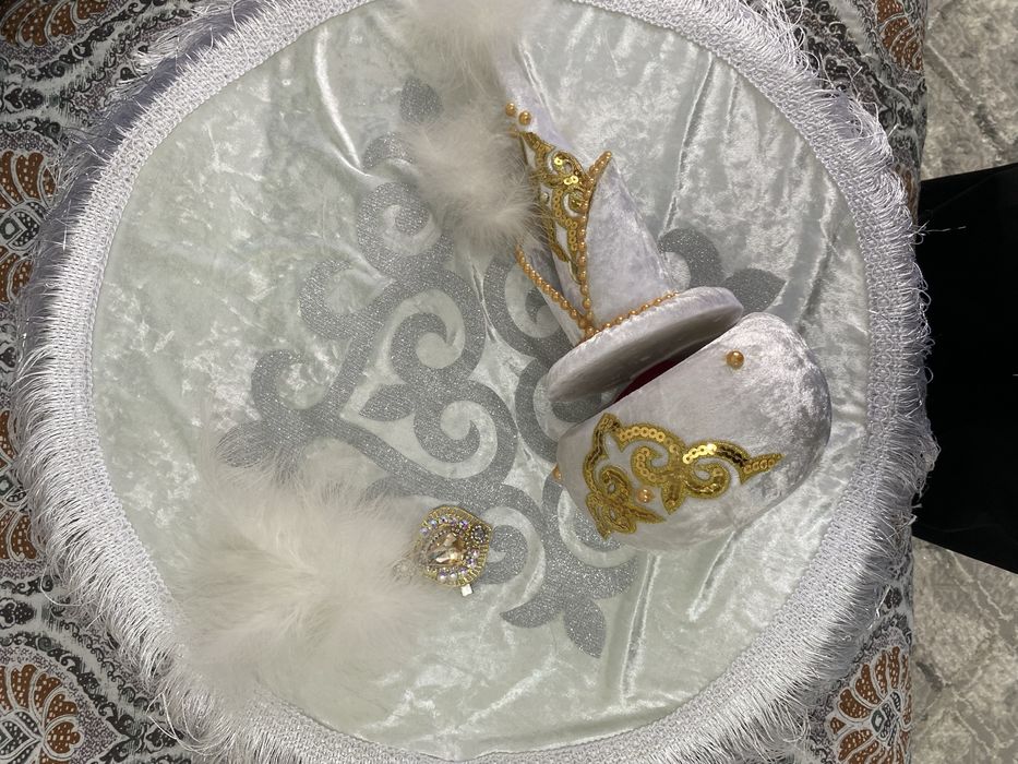 продам сырға салу,үкі, набор, комплект. үкісі тегің