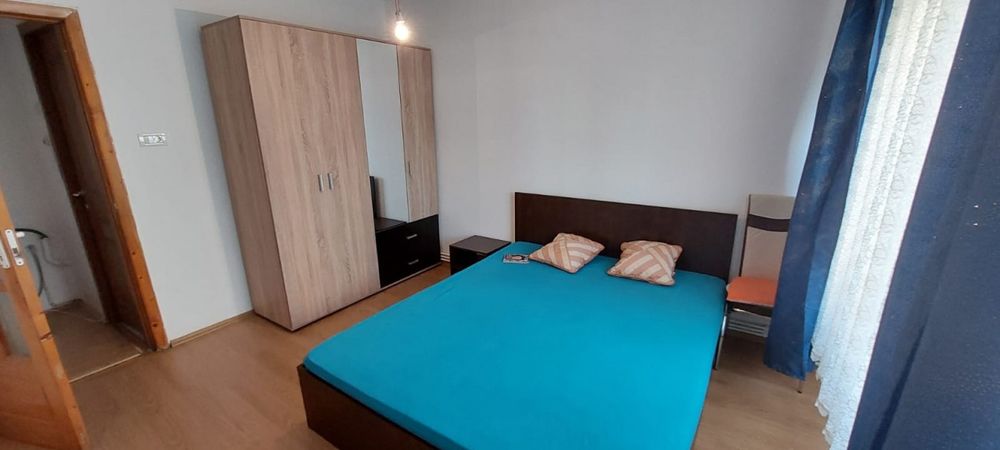 Apartament 4 camere etaj 1