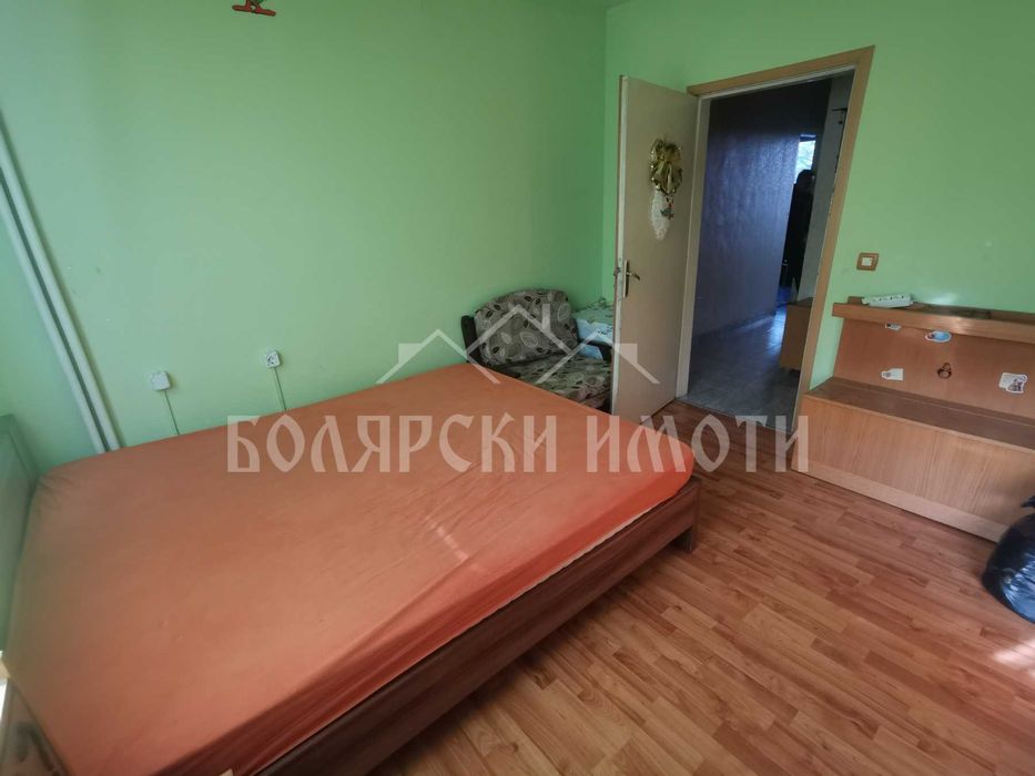 Продава се Тристаен апартамент в Велико Търново, Бузлуджа - 76 кв.м за 1224 €/кв.м - Снимка #1