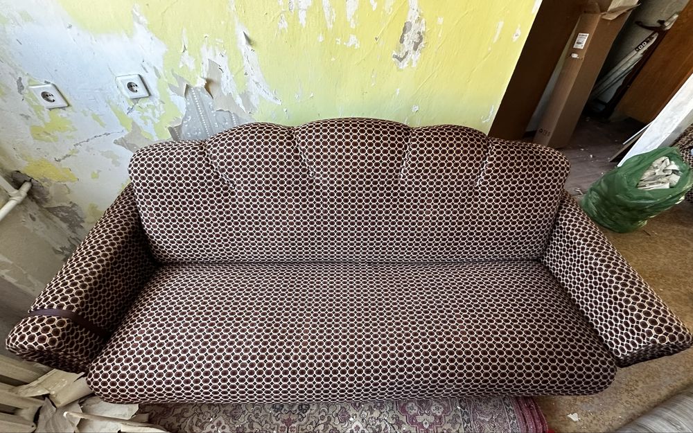 Отдам даром диван
