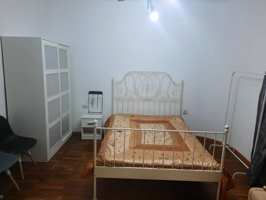 Inchiriez garsoniera cocheta