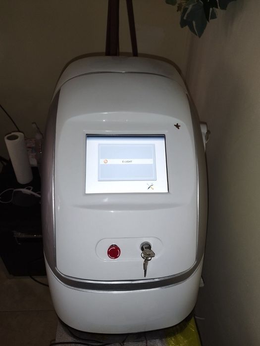 Професионален комбиниран апарат IPL