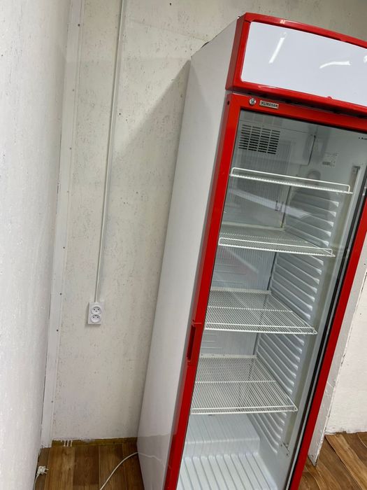 Продам два холодильника