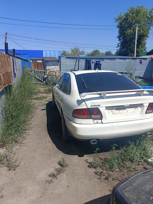 Продам машину на запчасти
