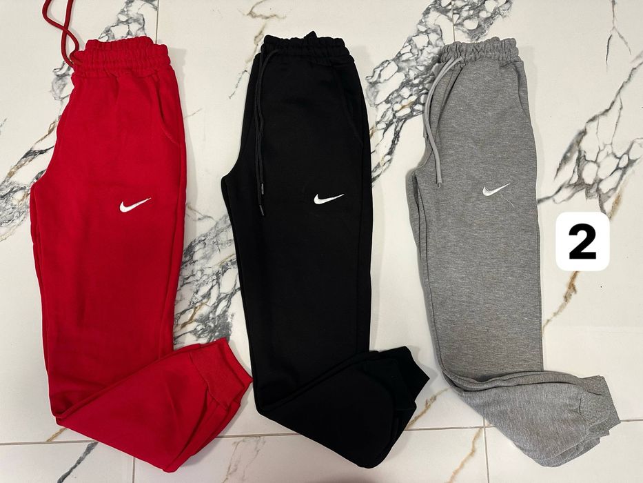 Set trei perechi pantaloni