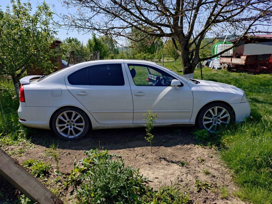 Skoda vrs benzina, motor defect!