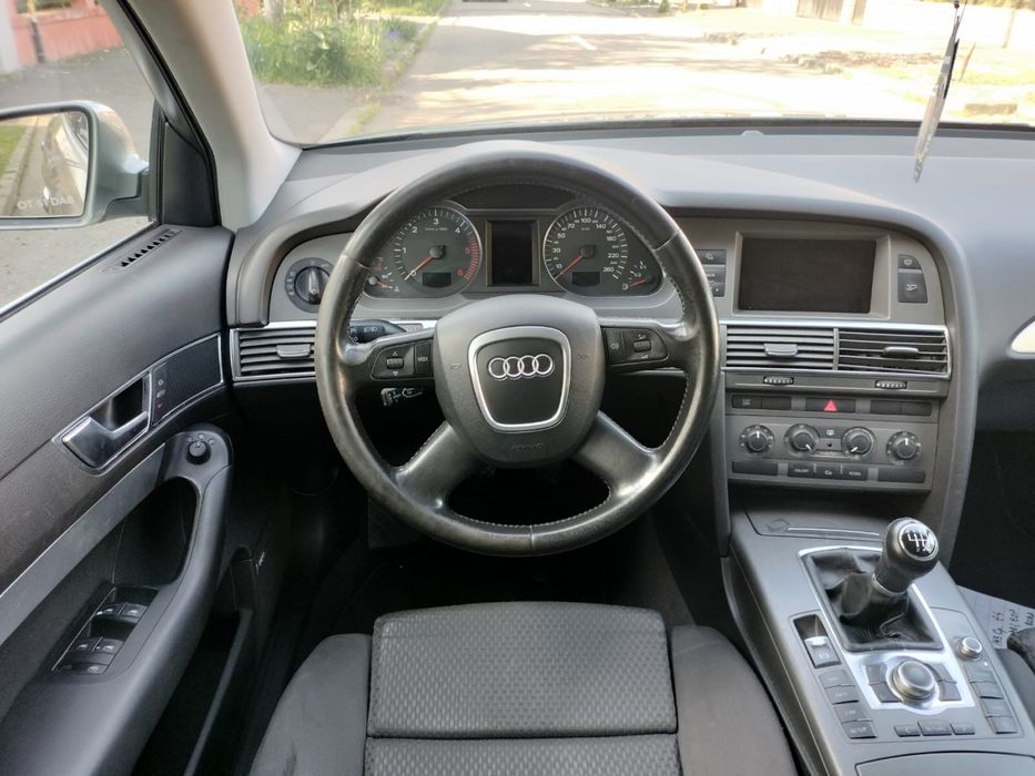 Audi A6 2.0 TDI  140 CP