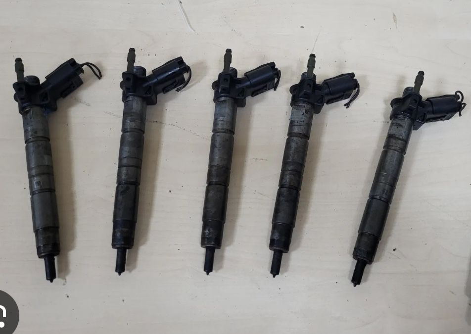 Пиезо дюзи Бмв е60 е90 piezo duzi Bmw 3.0d