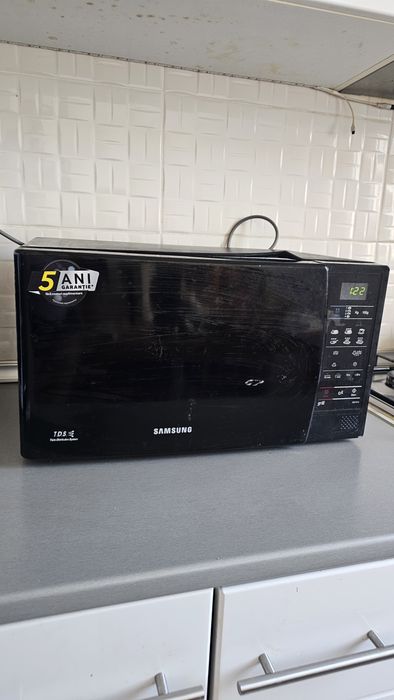 Cuptor cu microunde Samsung