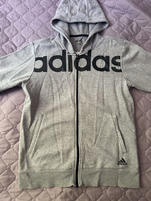 Adidas Essentials
