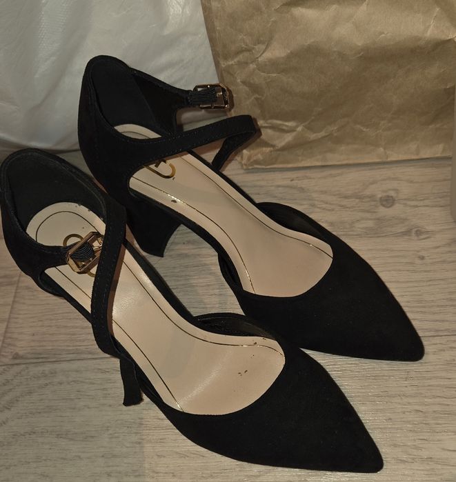 Туфли от kari 35 размер