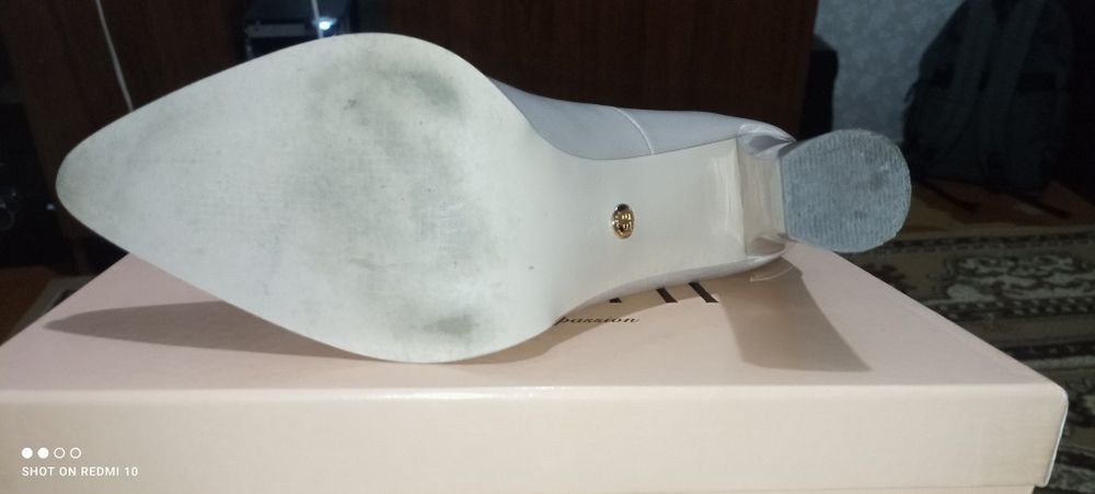 Sanotti туфли бежевые