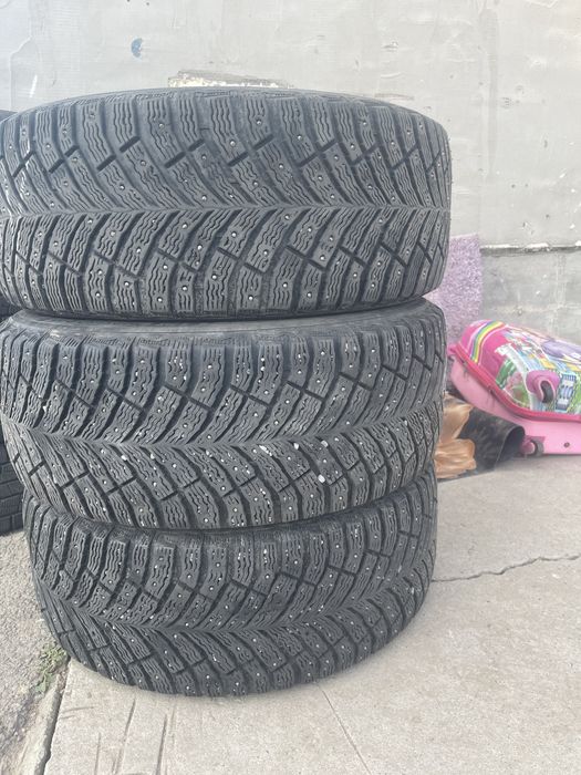 225 50 R17 Michelin