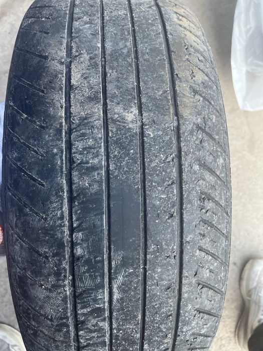 Продам шины 235/55/18