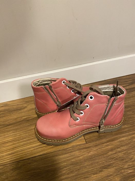 Нови боти за момиченце