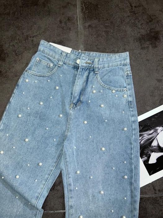 Новые джинсы с бусинками