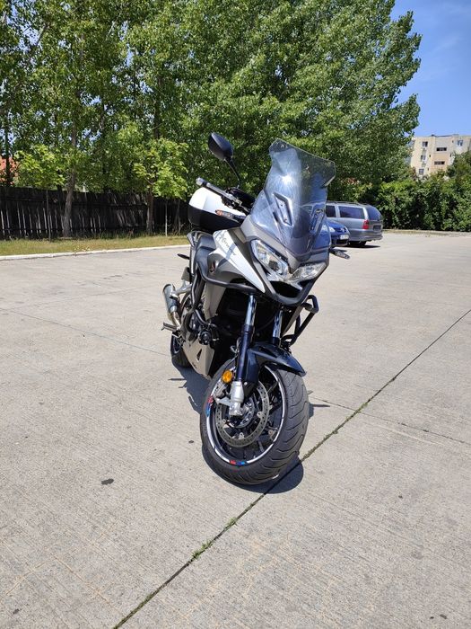 Vând honda VFR Crossrunner 800x