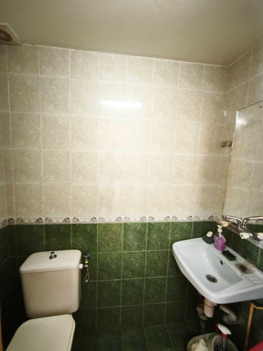 Дава се под наем Офис в Перник, Център - 16 кв.м за 248.88 € - Снимка #2