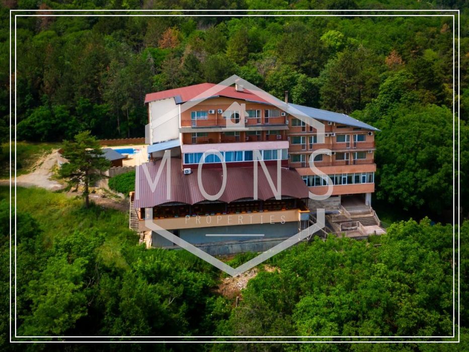 Хотел в Велико Търново, област-с.Арбанаси площ 3149 цена 990000