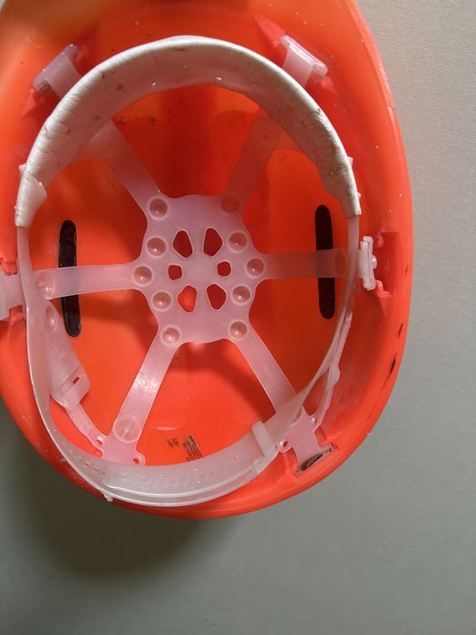 Каска строительная