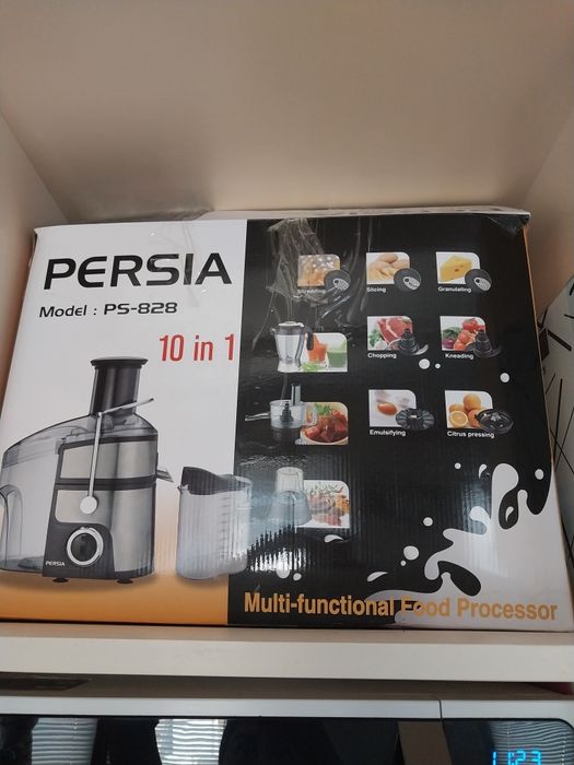 Срочно продам кухонный комбайн