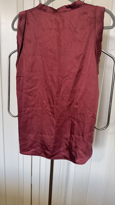 Sisley - дамски сатен топ