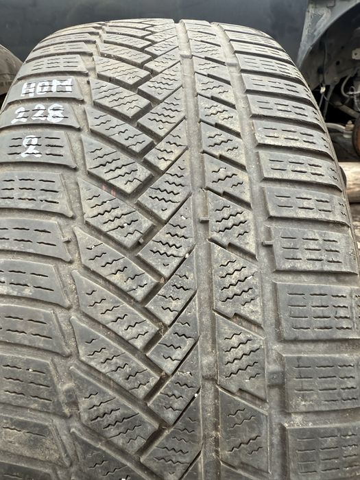 2 броя Зимни гуми Continental 245/45 R19 Dot 3819 ном 228