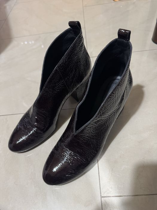 Обувки лак на ток Musette 40 номер