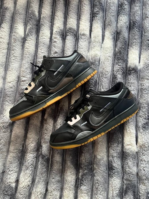 Adidasi Nike Dunk Scrap