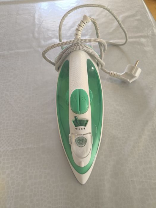 Продам утюг Braun